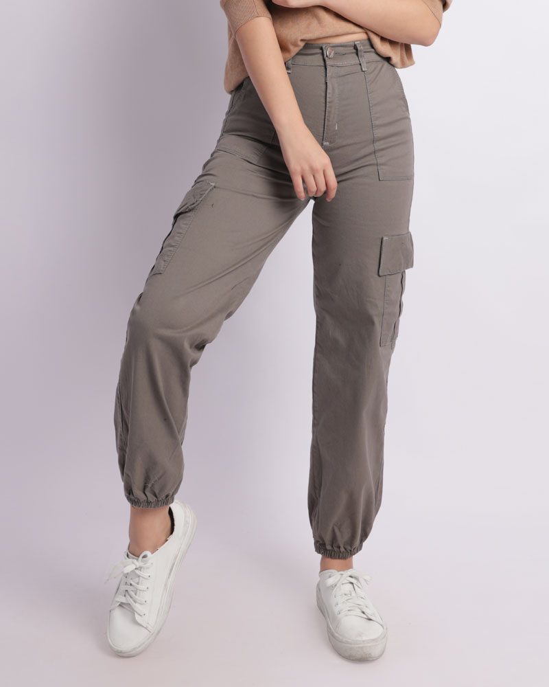 Pantalón cargo con goma BVK123